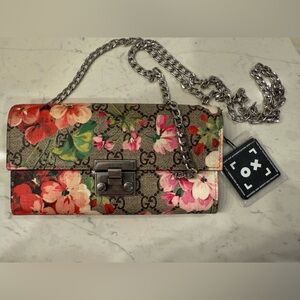 Gucci Pink Blooms Clutch Chain Wallet NWOT
